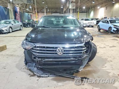 Piąte zdjęcie samochodu w środku: 2019 VOLKSWAGEN JETTA S VIN:3VWCB7BU6KM255278 - miniatura