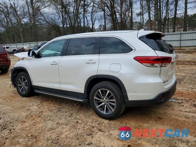 Drugie zdjęcie samochodu z przodu: 2019 TOYOTA HIGHLANDER XLE VIN:5TDKZRFH9KS301687 - miniatura