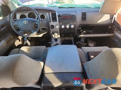 Zdjęcie 8 z 12 samochodu: 2013 TOYOTA TUNDRA VIN:5TFEM5F15DX067200 - miniatura