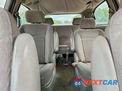 Zdjęcie 10 z 12 samochodu: 2003 CHRYSLER TOWN & COUNTRY LX VIN:2C4GP44323R264563 - miniatura