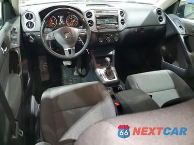 Zdjęcie 8 z 12 samochodu: 2014 VOLKSWAGEN TIGUAN S VIN:WVGBV3AX5EW611679 - miniatura