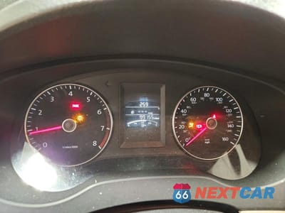 Zdjęcie 9 z 11 samochodu: 2014 VOLKSWAGEN JETTA SE VIN:3VWB17AJ2EM443340 - miniatura