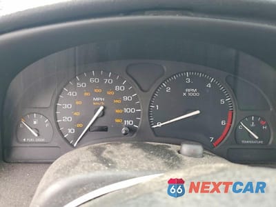 Zdjęcie 9 z 12 samochodu: 2000 SATURN SL1 VIN:1G8ZH5289YZ250113 - miniatura