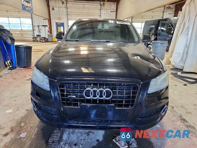 Piąte zdjęcie samochodu w środku: 2012 AUDI Q5 PREMIUM PLUS VIN:WA1DKAFP8CA096426 - miniatura