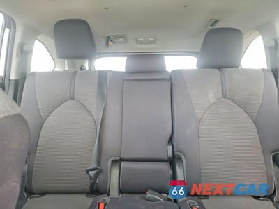 Zdjęcie 10 z 12 samochodu: 2020 TOYOTA HIGHLANDER L VIN:5TDCZRBH3LS503095 - miniatura