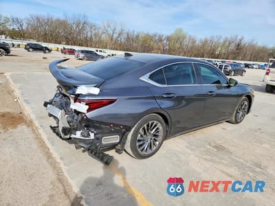 Trzecie zdjęcie samochodu z tyłu: 2025 LEXUS ES 350 ULTRA LUXURY VIN:58AFZ1B18SU197091 - miniatura