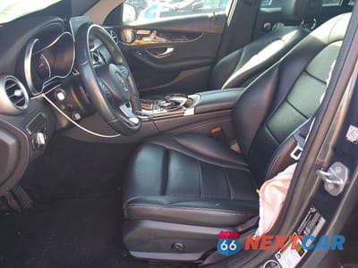 Zdjęcie 7 z 12 samochodu: 2016 MERCEDES-BENZ C 300 VIN:55SWF4JB7GU164064 - miniatura
