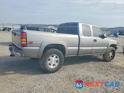 Trzecie zdjęcie samochodu z tyłu: 2006 GMC NEW SIERRA K1500 VIN:1GTEK19Z46Z253687 - miniatura