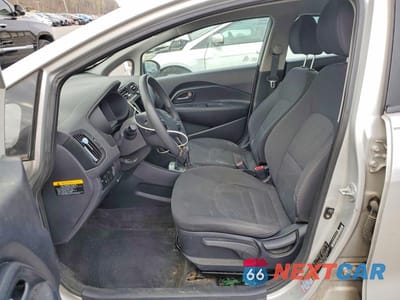 Zdjęcie 7 z 12 samochodu: 2013 KIA RIO LX VIN:KNADM4A31D6107077 - miniatura