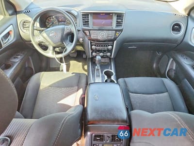Zdjęcie 8 z 12 samochodu: 2018 NISSAN PATHFINDER S VIN:5N1DR2MN7JC665997 - miniatura