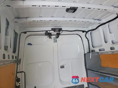 Zdjęcie 10 z 14 samochodu: 2018 NISSAN NV 2500 HD CARGO VAN ** PRIOR FLEET ** VIN:1N6BF0LY0JN801974 - miniatura
