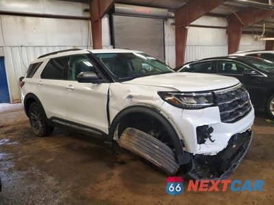 Czwarte zdjęcie samochodu z boku: 2025 FORD EXPLORER ACTIVE VIN:1FMUK8DH0SGB27346 - miniatura