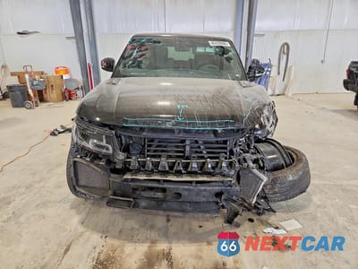 Piąte zdjęcie samochodu w środku: 2022 LAND ROVER RANGE ROVER SPORT HST VIN:SALWS2RU3NA234164 - miniatura
