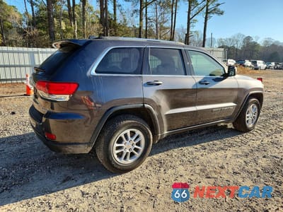 Trzecie zdjęcie samochodu z tyłu: 2019 JEEP GRAND CHEROKEE LAREDO VIN:1C4RJFAG2KC822917 - miniatura