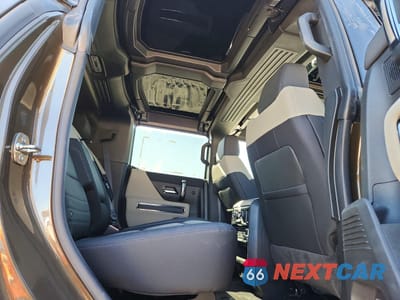 Zdjęcie 10 z 12 samochodu: 2026 GMC HUMMER SUV 2X VIN:1GKTEHDE8TU601273 - miniatura