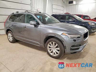 Czwarte zdjęcie samochodu z boku: 2018 VOLVO XC90 T6 VIN:YV4A22PK0J1322695 - miniatura