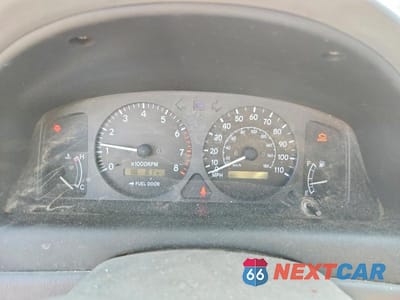 Zdjęcie 9 z 11 samochodu: 2001 TOYOTA COROLLA LE VIN:1NXBR12E71Z517606 - miniatura