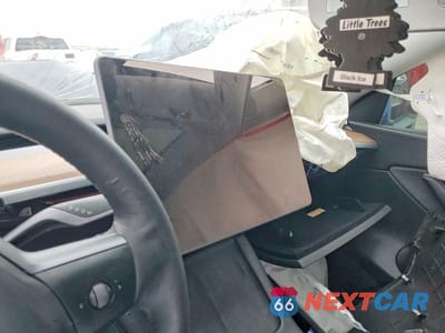 Zdjęcie 9 z 11 samochodu: 2022 TESLA MODEL Y VIN:7SAYGDEF4NF407088 - miniatura