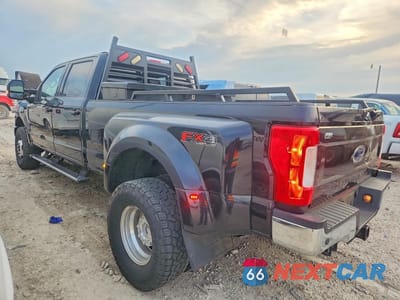 Drugie zdjęcie samochodu z przodu: 2017 FORD F350 SUPER DUTY VIN:1FT8W3DT1HEF46960 - miniatura