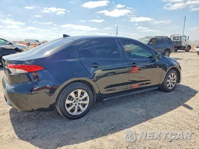 Trzecie zdjęcie samochodu z tyłu: 2020 TOYOTA COROLLA LE VIN:JTDEPRAE8LJ109322 - miniatura