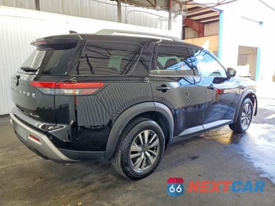 Trzecie zdjęcie samochodu z tyłu: 2025 NISSAN PATHFINDER SL VIN:5N1DR3CC8SC226007 - miniatura