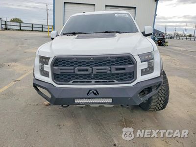 Piąte zdjęcie samochodu w środku: 2018 FORD F150 RAPTOR VIN:1FTFW1RG6JFD85805 - miniatura