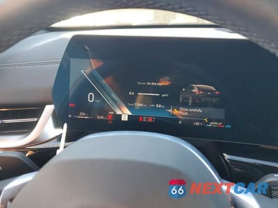 Zdjęcie 9 z 12 samochodu: 2025 BMW X2 XDRIVE28I VIN:WBX63GM06S5163930 - miniatura