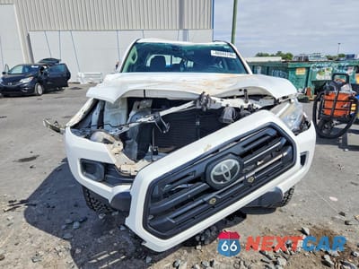 Piąte zdjęcie samochodu w środku: 2019 TOYOTA TACOMA SR V6 VIN:3TMCZ5AN0KM210043 - miniatura