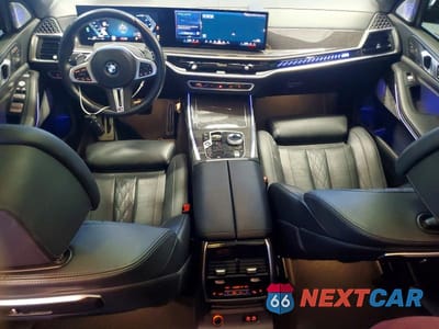 Zdjęcie 8 z 13 samochodu: 2024 BMW X7 M60I VIN:5UX33EM09R9T70057 - miniatura