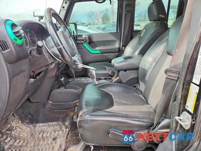 Zdjęcie 7 z 12 samochodu: 2014 JEEP WRANGLER UNLIMITED SPORT VIN:1C4BJWDG0EL160806 - miniatura