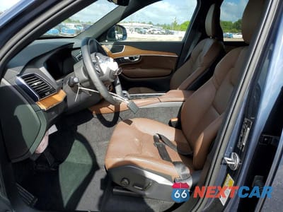 Zdjęcie 7 z 13 samochodu: 2024 VOLVO XC90 PLUS VIN:YV4L12PE5R1199087 - miniatura