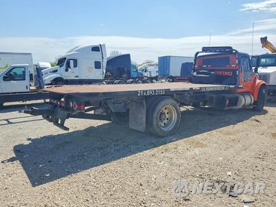 Trzecie zdjęcie samochodu z tyłu: 1997 INTERNATIONAL 4000 4700 - FLAT BED TRUCK VIN:1HTSCAAM3VH450969 - miniatura