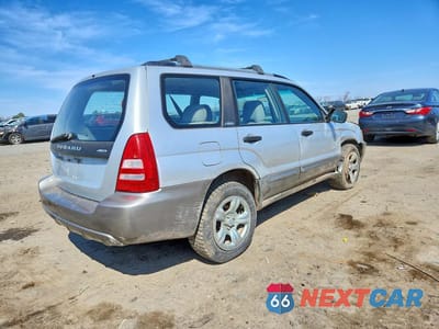 Trzecie zdjęcie samochodu z tyłu: 2004 SUBARU FORESTER 2.5XS VIN:JF1SG65634G757319 - miniatura