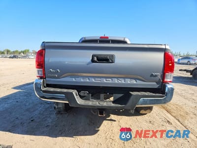 Zdjęcie 6 z 12 samochodu: 2017 TOYOTA TACOMA SR5 V6 VIN:5TFSZ5AN9HX113650 - miniatura