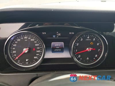 Zdjęcie 9 z 11 samochodu: 2017 MERCEDES-BENZ E 300 4MATIC VIN:WDDZF4KB6HA093517 - miniatura