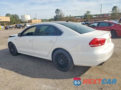 Drugie zdjęcie samochodu z przodu: 2015 VOLKSWAGEN PASSAT SE VIN:1VWBS7A32FC079700 - miniatura