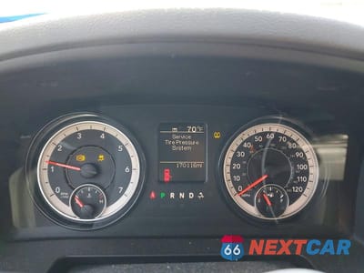 Zdjęcie 9 z 12 samochodu: 2018 RAM 1500 ST VIN:1C6RR6KT3JS139429 - miniatura