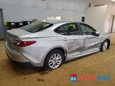 Trzecie zdjęcie samochodu z tyłu: 2025 TOYOTA CAMRY LE VIN:4T1DAACK8SU052887 - miniatura