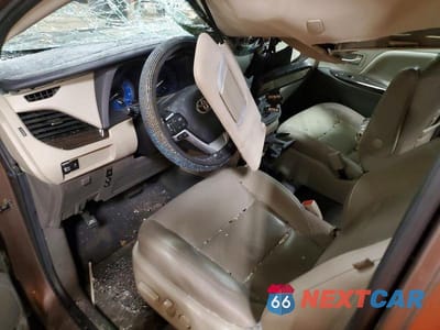 Zdjęcie 8 z 13 samochodu: 2020 TOYOTA SIENNA XLE 8-PASSENGER VIN:5TDYZ3DC9LS030369 - miniatura