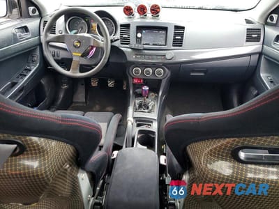 Zdjęcie 8 z 11 samochodu: 2008 MITSUBISHI LANCER EVOLUTION GSR VIN:JA3AW86V58U048018 - miniatura