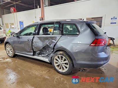 Drugie zdjęcie samochodu z przodu: 2017 VOLKSWAGEN GOLF ALLTRACK S VIN:3VWM17AU6HM544758 - miniatura