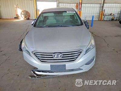 Piąte zdjęcie samochodu w środku: 2017 HYUNDAI SONATA BASE VIN:5NPE24AF9HH507181 - miniatura