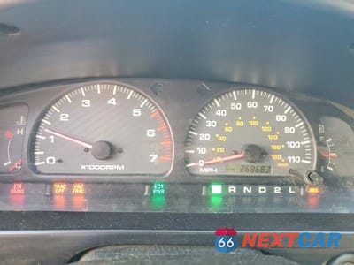 Zdjęcie 9 z 11 samochodu: 2002 TOYOTA 4RUNNER SR5 VIN:JT3GN86RX20219530 - miniatura