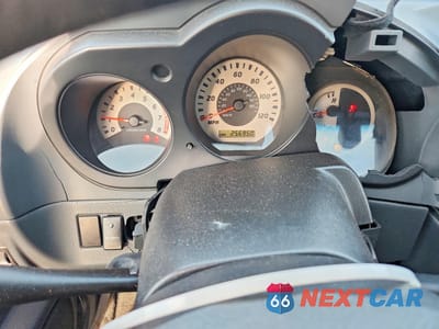 Zdjęcie 9 z 15 samochodu: 2004 NISSAN XTERRA XE VIN:5N1ED28Y64C623364 - miniatura