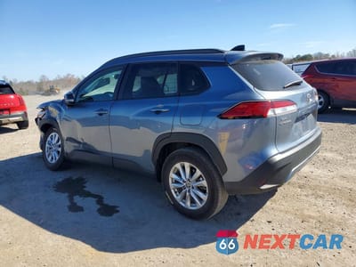 Drugie zdjęcie samochodu z przodu: 2025 TOYOTA COROLLA CROSS LE VIN:7MUBAABG2SV127084 - miniatura