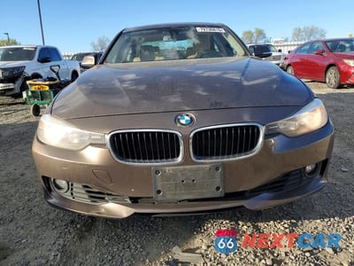 Piąte zdjęcie samochodu w środku: 2013 BMW 328 I SULEV VIN:WBA3C1G5XDNR44681 - miniatura