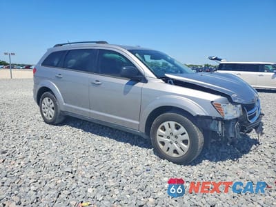 Czwarte zdjęcie samochodu z boku: 2018 DODGE JOURNEY SE VIN:3C4PDCAB2JT426796 - miniatura