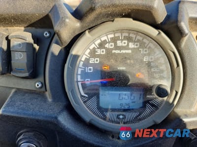 Zdjęcie 8 z 11 samochodu: 2015 POLARIS RZR UTILITY VEHICLE VIN:4XAVBE872FB946295 - miniatura