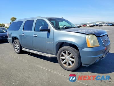 Czwarte zdjęcie samochodu z boku: 2007 GMC YUKON XL DENALI VIN:1GKFK66897J223599 - miniatura