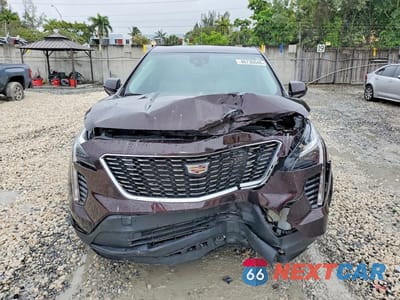Piąte zdjęcie samochodu w środku: 2021 CADILLAC XT4 LUXURY VIN:1GYAZAR46MF079970 - miniatura